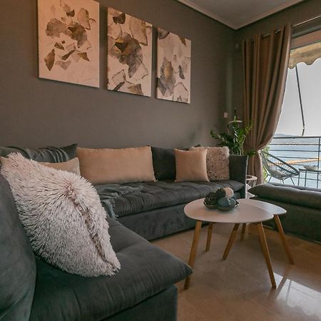 Seafront Kalamata Haven - Blue Luxury Suite Buitenkant foto